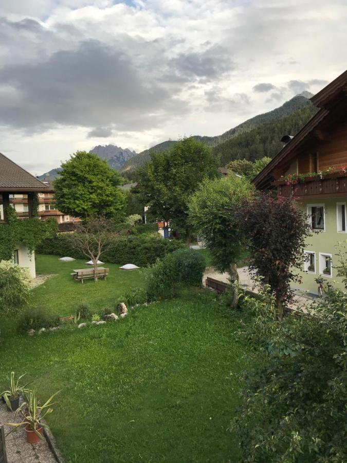 Haus Michael Lägenhet Niederdorf Exteriör bild